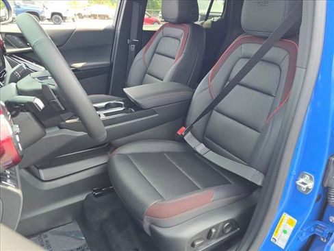 New 2026 Chevrolet Equinox RS w/ Convenience Package III AWD/4WD image 18