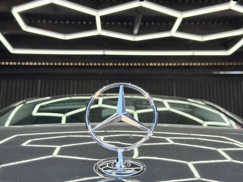 Used 2017 Mercedes-Benz E 300 w/ Premium 1 Package image 31