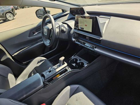 Certified 2026 Toyota Prius XLE FWD image 11