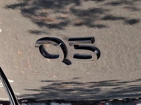Certified 2025 Audi Q5 Premium Plus w/ Premium Plus AWD/4WD image 28