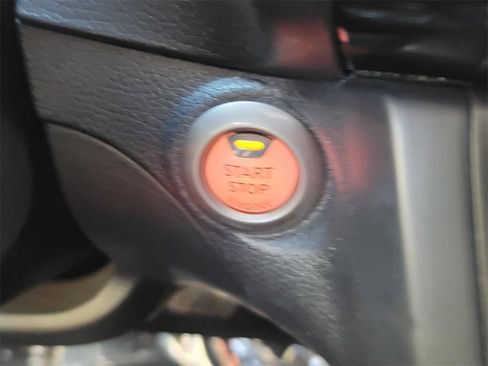 Used 2019 Nissan Sentra SV image 19