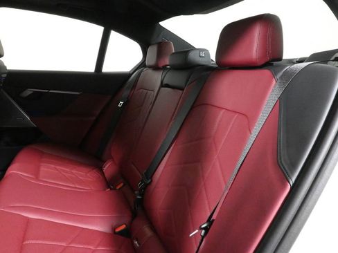 Used 2026 BMW 530i xDrive w/ Premium Package image 4