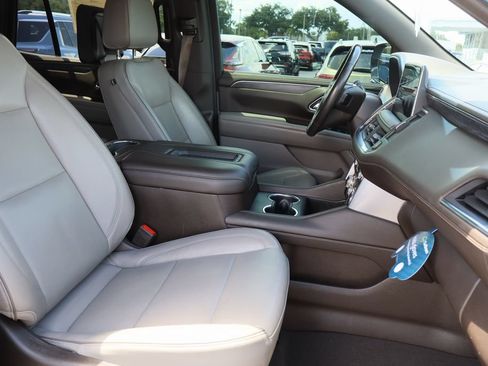 Certified 2021 GMC Yukon SLT w/ SLT Luxury Plus Package RWD image 33