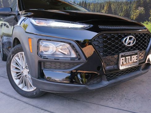 Used 2019 Hyundai Kona SEL FWD image 7