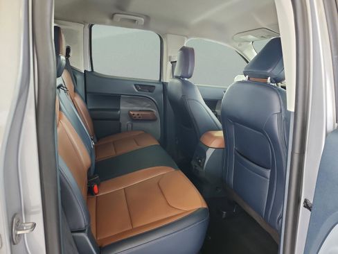 Used 2022 Ford Maverick Lariat w/ Lariat Luxury Package FWD image 19