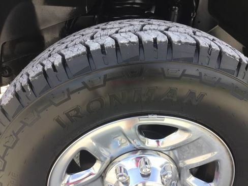 Used 2014 RAM 2500 SLT image 10