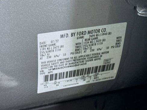 Used 2022 Ford Explorer XLT w/ Class IV Trailer Tow Package AWD/4WD image 31