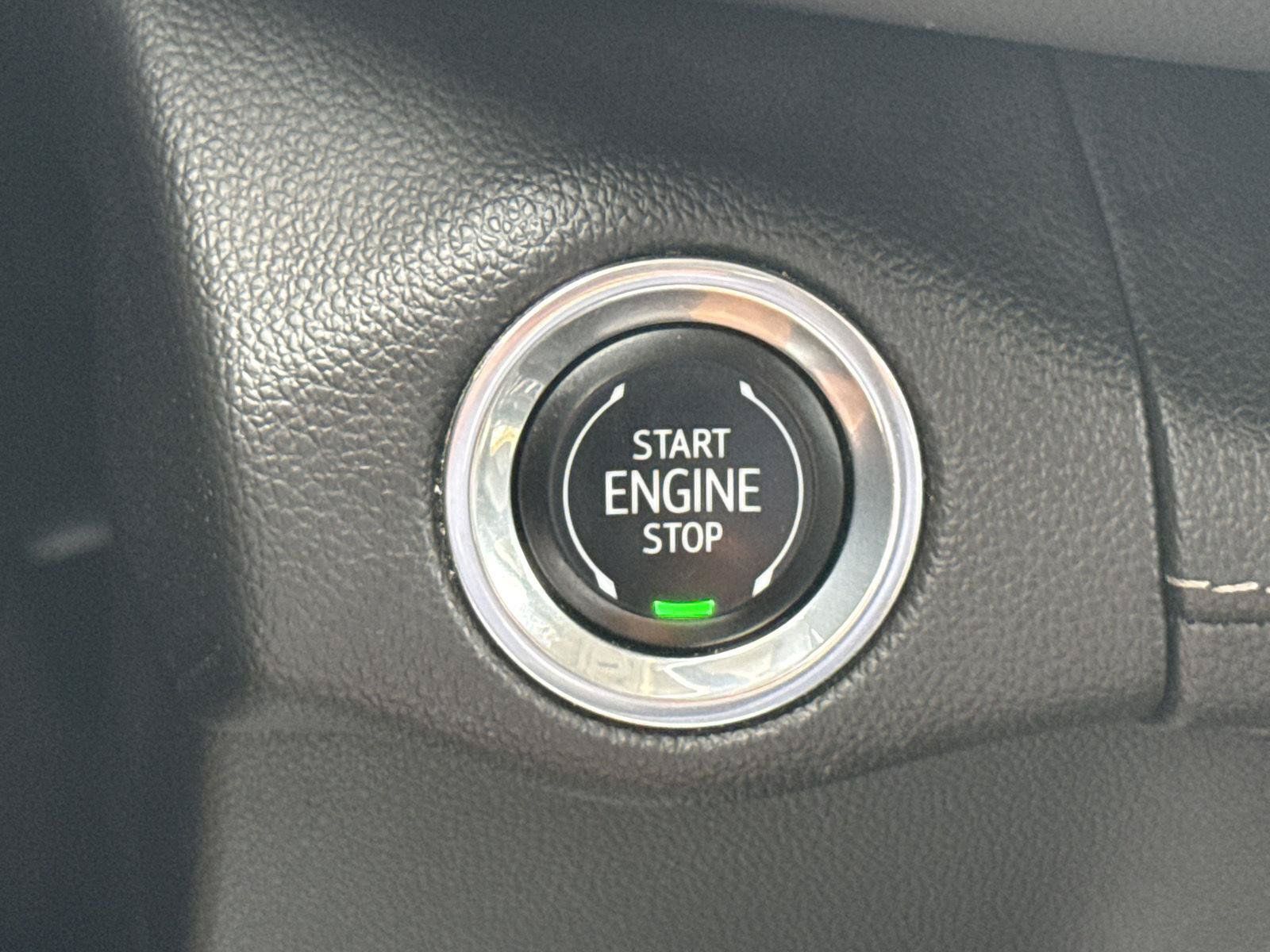 Used 2023 Buick Envision Essence AWD/4WD image 25