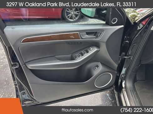 Used 2016 Audi Q5 2.0T Premium Plus w/ Technology Package AWD/4WD image 19
