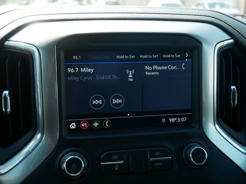 Used 2021 Chevrolet Silverado 1500 RST AWD/4WD image 19