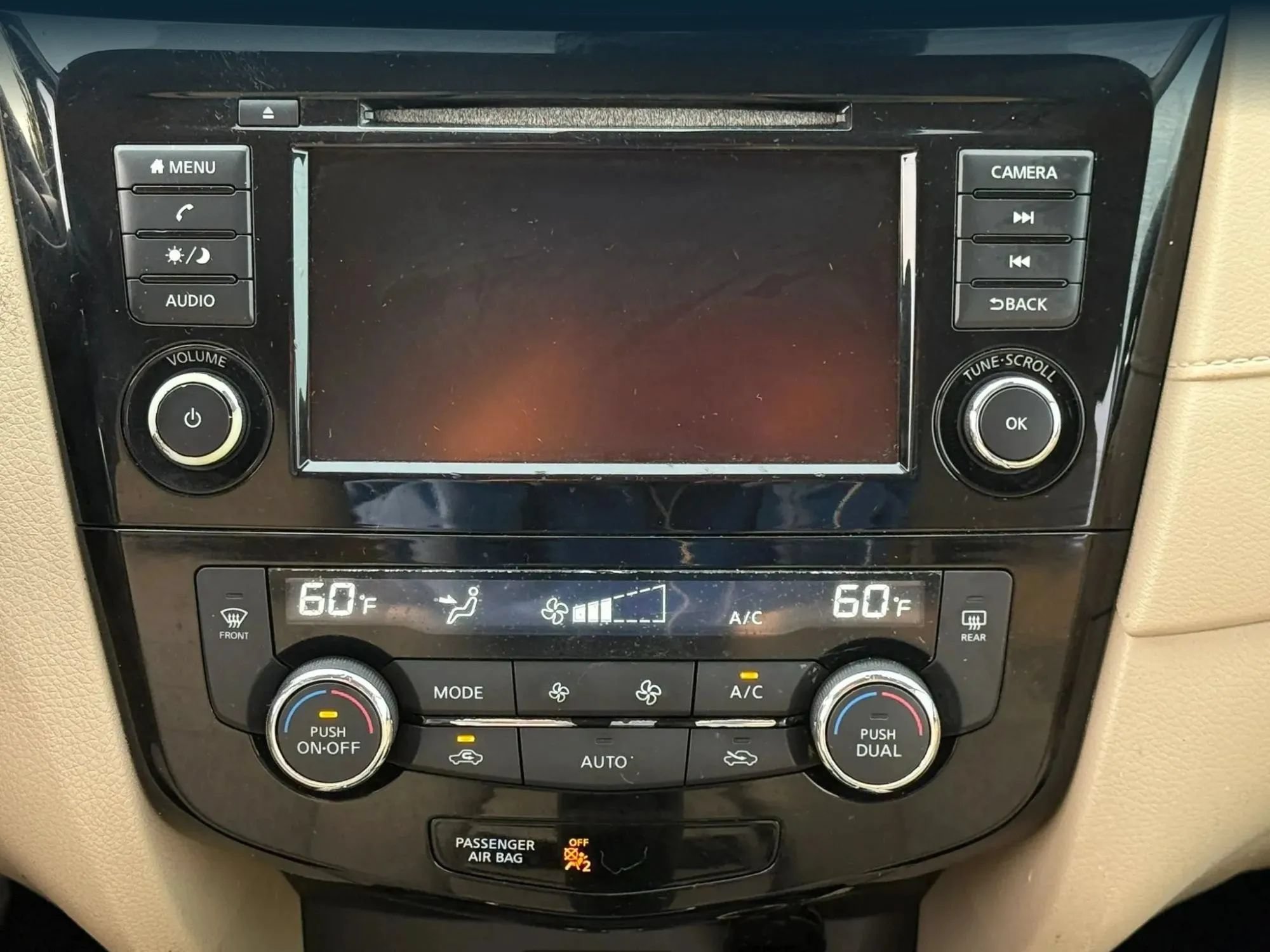 Used 2019 Nissan Rogue SV FWD image 25