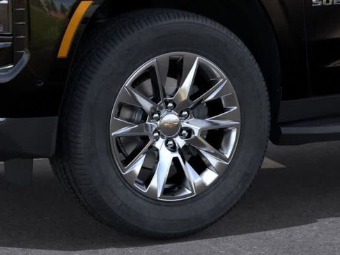 New 2026 Chevrolet Suburban Premier image 9