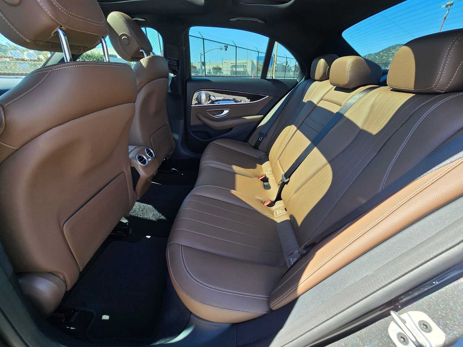 Used 2023 Mercedes-Benz E 350 Sedan image 16