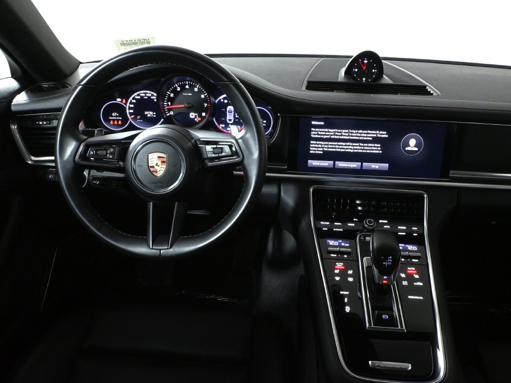 Used 2023 Porsche Panamera 4 Platinum Edition AWD/4WD image 17