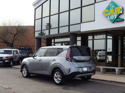 Used 2024 Kia Soul LX w/ Option Group 015 image 9