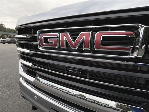 New 2026 GMC Sierra 2500 SLT w/ SLT Premium Package image 32