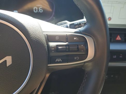 Used 2023 Kia Sportage EX FWD image 21