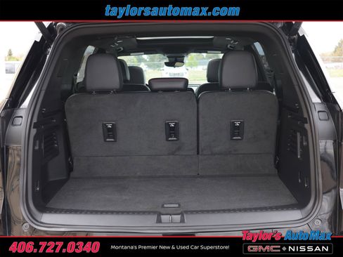 Used 2024 Chevrolet Traverse RS AWD/4WD image 37