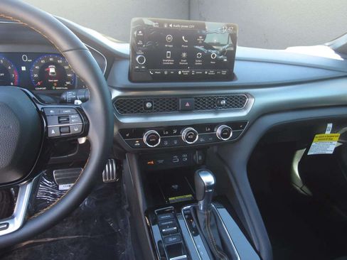 Certified 2026 Acura Integra A-Spec w/ Technology Package FWD image 17