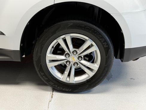 Used 2012 Chevrolet Equinox LS FWD image 3