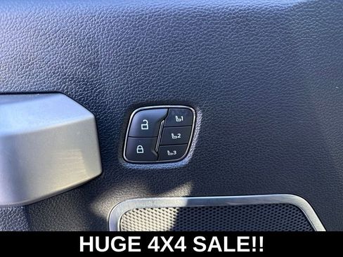 Used 2021 Ford F450 Lariat w/ Lariat Value Package AWD/4WD image 17