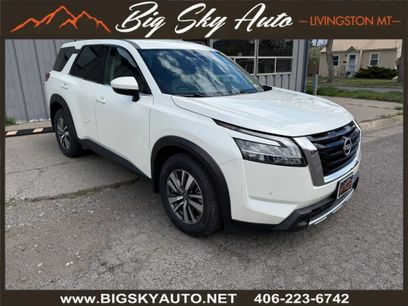 Used 2024 Nissan Pathfinder SL