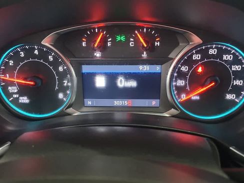 Used 2023 Chevrolet Equinox Premier image 34