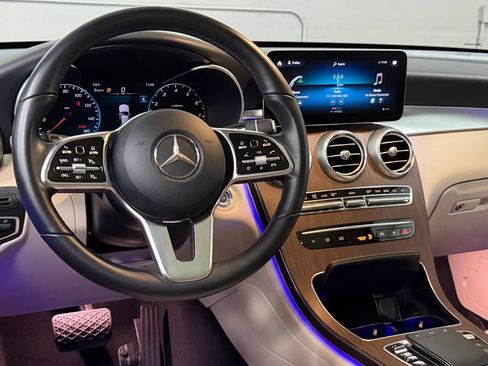 Certified 2022 Mercedes-Benz GLC 300 4MATIC image 37