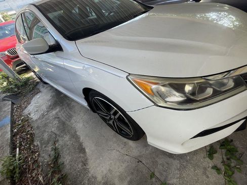 Used 2016 Honda Accord Sport image 35