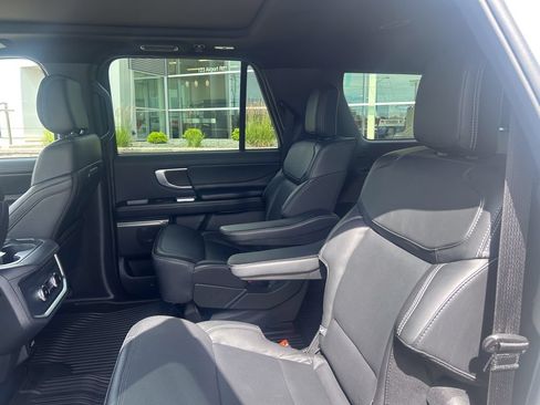 Certified 2025 Ford Expedition Max Platinum w/ Stealth Appearance Package AWD/4WD image 14