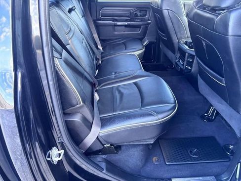 Used 2022 RAM 3500 Limited AWD/4WD image 28