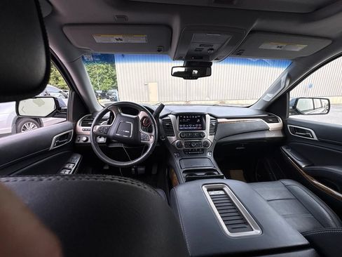 Used 2016 GMC Yukon Denali w/ Open Road Package AWD/4WD image 9