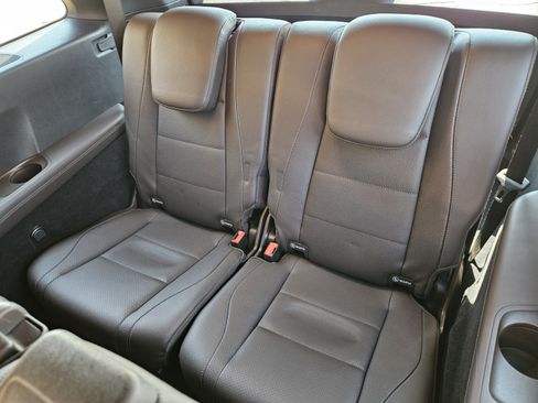 Used 2021 Mercedes-Benz GLS 450 4MATIC image 26