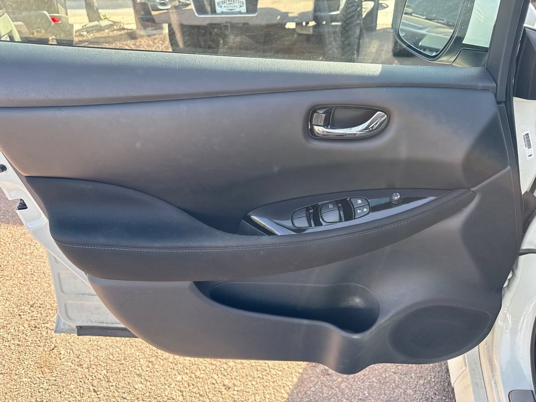 Used 2025 Nissan Leaf SV Plus FWD image 15