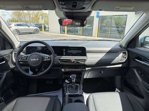 New 2026 Kia Seltos EX image 23