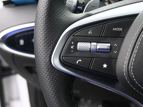 Used 2023 Genesis GV70 2.5T Sport Prestige w/ Sport Prestige Package image 33