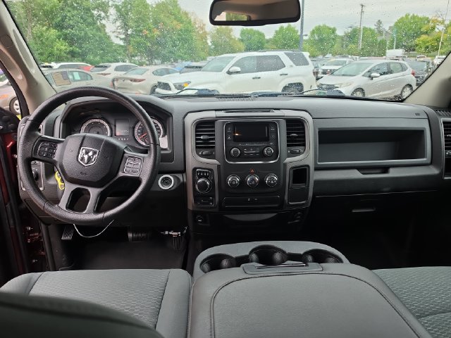 Used 2019 RAM 1500 Express AWD/4WD image 12