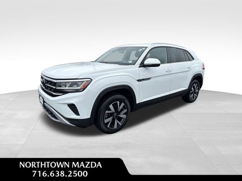 Used 2023 Volkswagen Atlas Cross Sport SE image 1