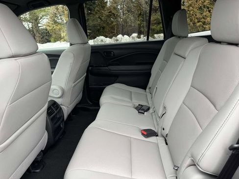 Certified 2023 Honda Passport EX-L image 10