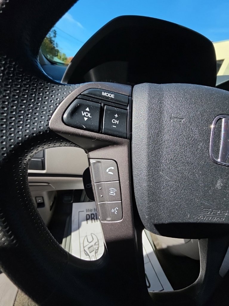 Used 2015 Honda Odyssey EX image 17