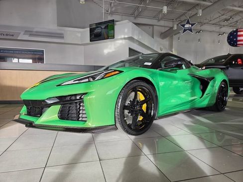 New 2026 Chevrolet Corvette E-Ray image 2