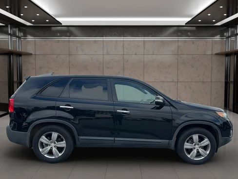 Used 2013 Kia Sorento EX w/ Premium Plus Pkg image 10