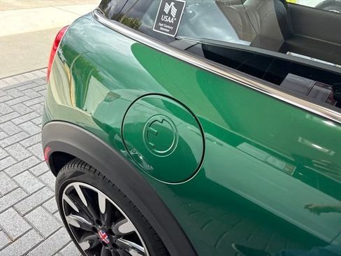 Used 2024 MINI Cooper SE FWD image 3