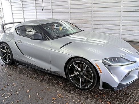 Used 2021 Toyota Supra w/ Safety & Technology Package RWD image 3