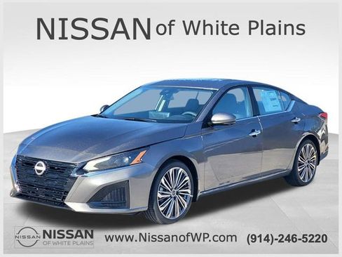 Certified 2025 Nissan Altima 2.5 SL FWD image 1
