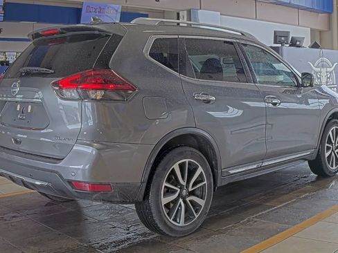 Used 2019 Nissan Rogue SL AWD/4WD image 3