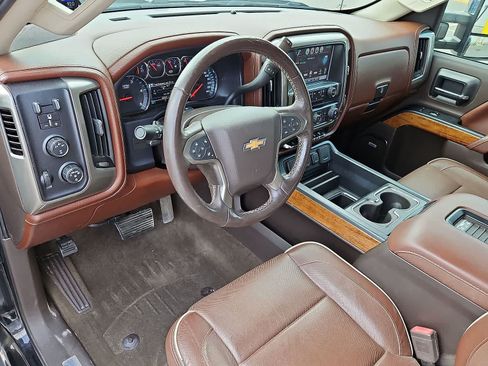 Used 2016 Chevrolet Silverado 3500 High Country w/ Duramax Plus Package AWD/4WD image 16