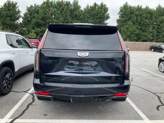 Used 2022 Cadillac Escalade Sport w/ Touring Package AWD/4WD image 5