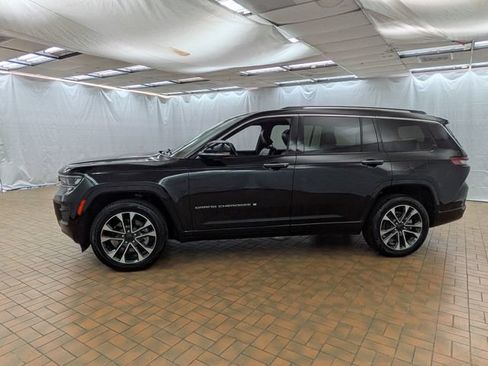 Used 2021 Jeep Grand Cherokee L Overland w/ Luxury Tech Group IV AWD/4WD image 4