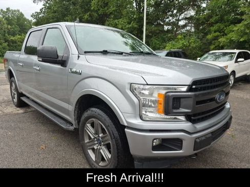 Used 2020 Ford F150 XLT w/ Equipment Group 302A Luxury AWD/4WD image 9